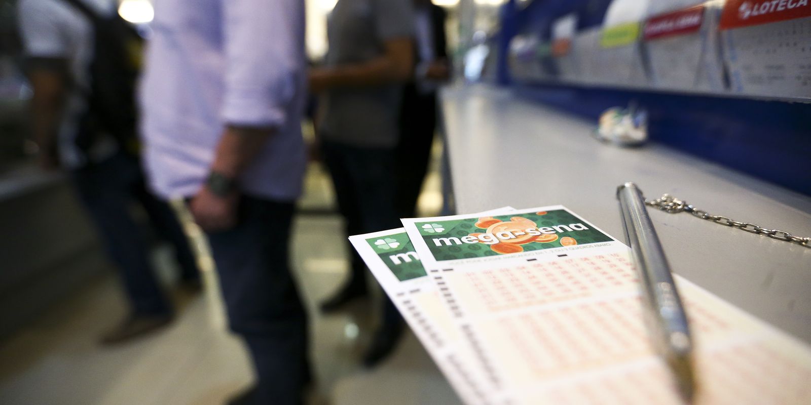 Prêmio da Mega-Sena acumula em R$ 50 milhões após ninguém acertar as seis dezenas