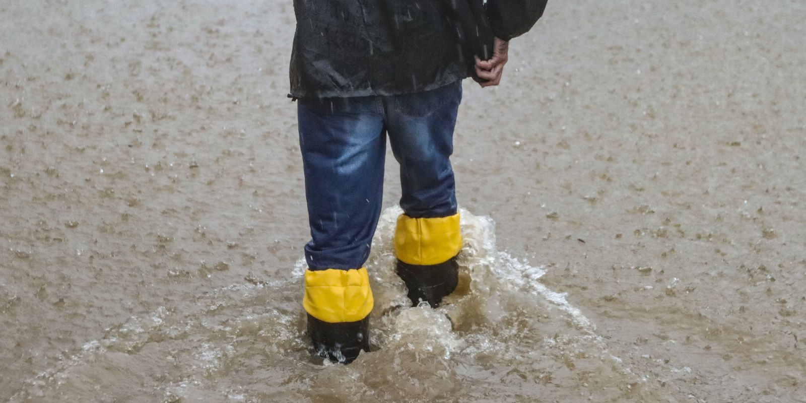 Novas tempestades no Rio Grande do Sul devem persistir até segunda-feira