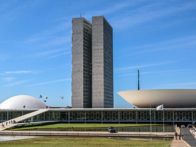 Prazo para o Executivo enviar projeto da Lei Orçamentária Anual termina nesta segunda