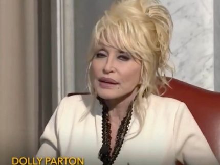 Sem filhos, Dolly Parton deixou fortuna bilionária e tomou decisão para evitar brigas