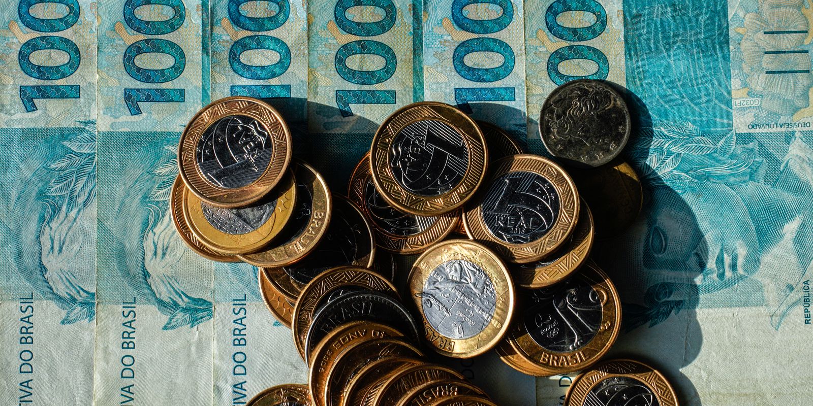União paga R$ 152,46 milhões em dívidas de estados e municípios