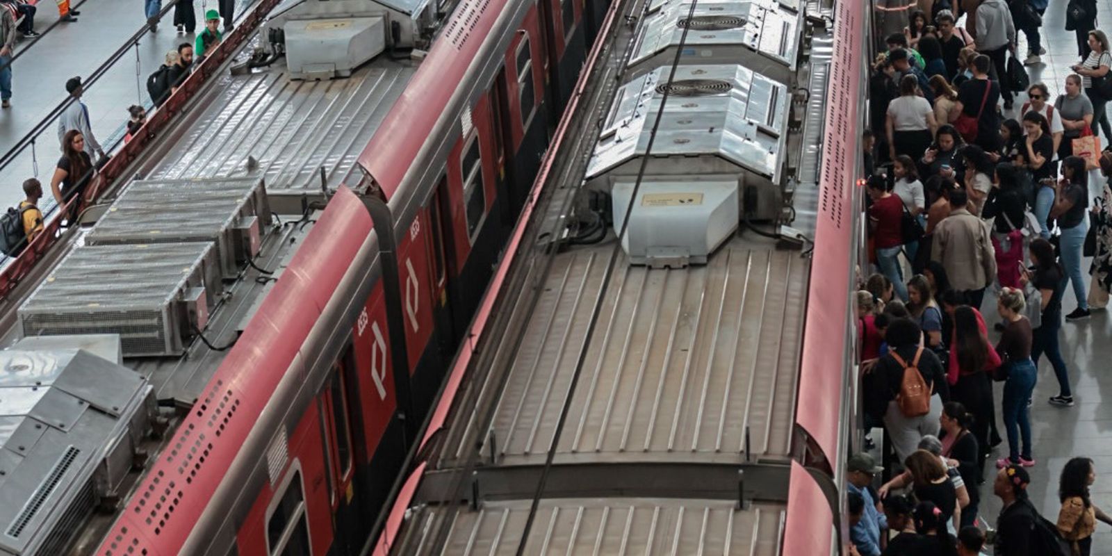 Trabalhadores aprovam greve na CPTM contra a privatização das linhas 11, 12 e 13