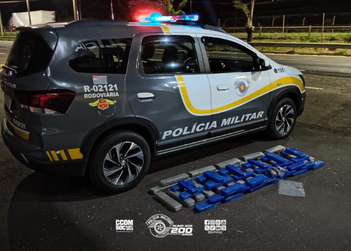 Três passageiras foram presas com mais de 39 kg de drogas em carro por aplicativo