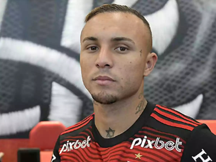 Atendendo a pedidos de Neymar, Santos contrata Cebolinha e tenta Coutinho
