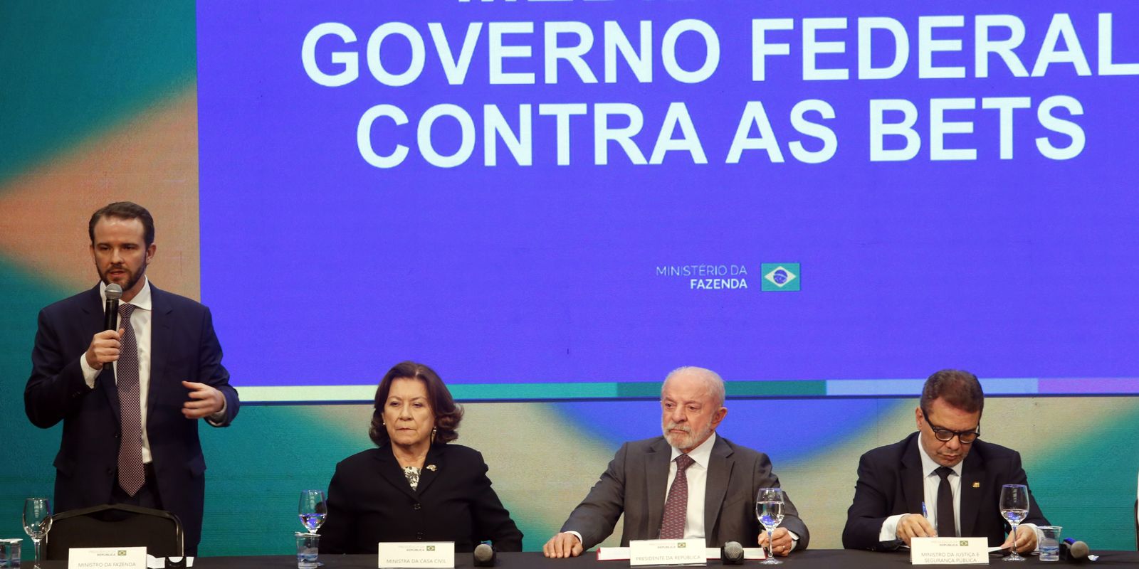 Governo vai bloquear e confiscar recursos de apostas online irregulares
