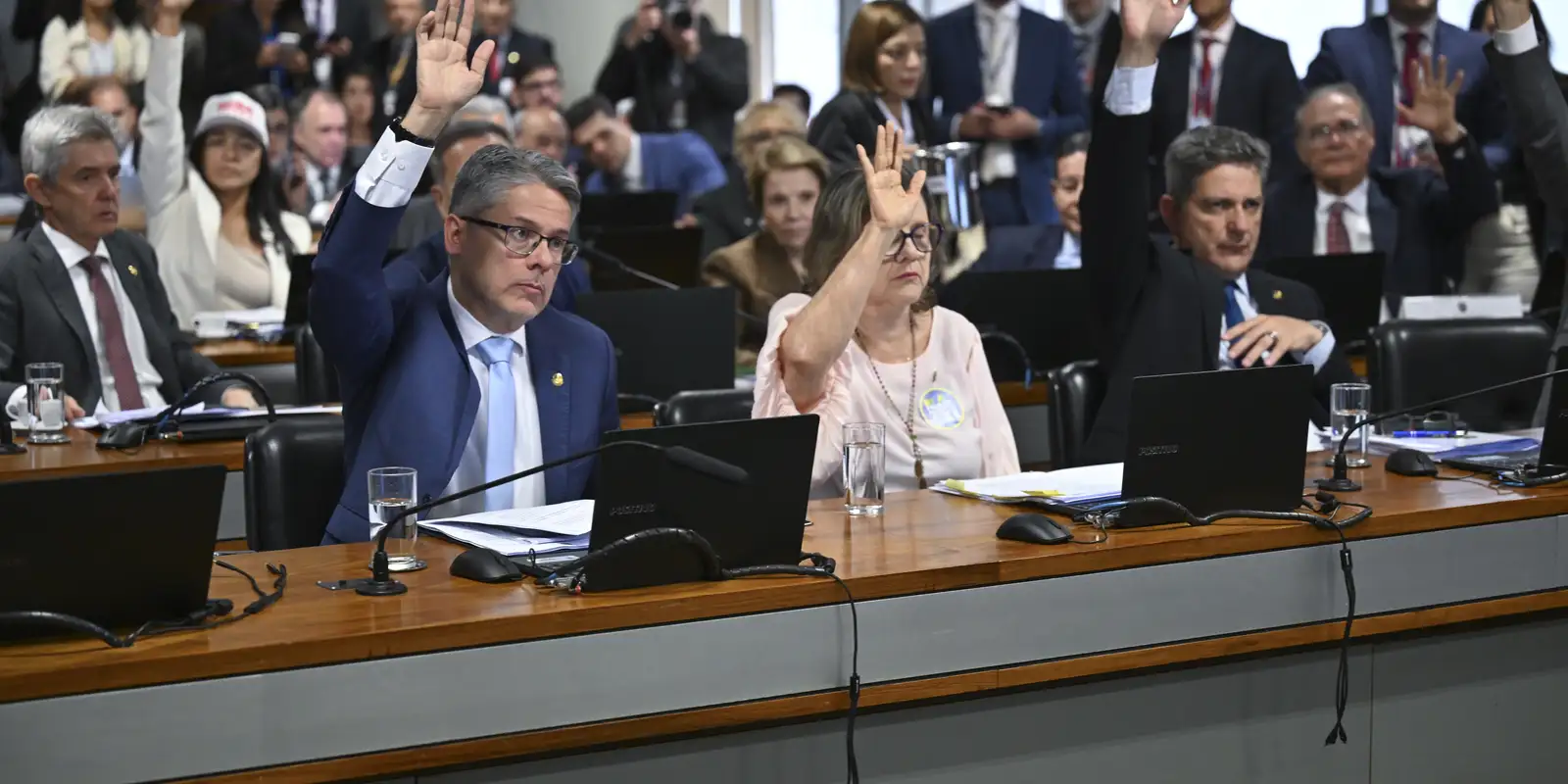 CCJ do Senado aprova texto-base da PEC da Segurança Pública nesta quarta-feira