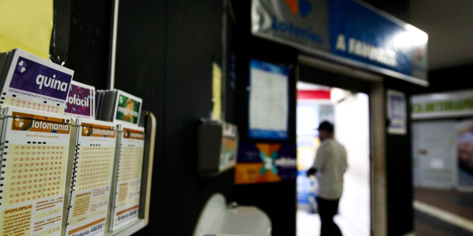 Mega-Sena realiza sorteio de prêmio estimado em R$ 52 milhões nesta terça-feira