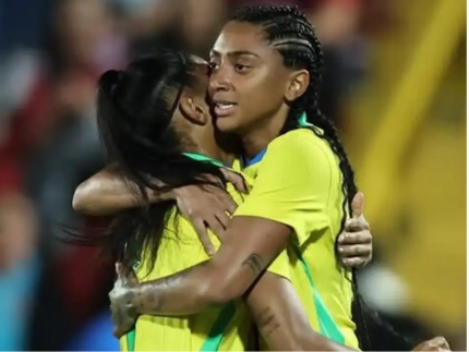 Mercado do futebol feminino explode e bate recorde de R$ 145,8 milhões em transferências