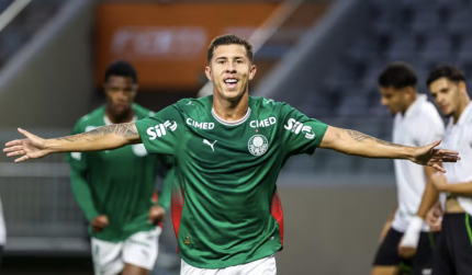 Palmeiras afasta Felipe Teresa, do sub-20, após ex-esposa denunciar violência doméstica