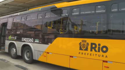 Passageiro morre após ser baleado em BRT na zona sudoeste do Rio de Janeiro