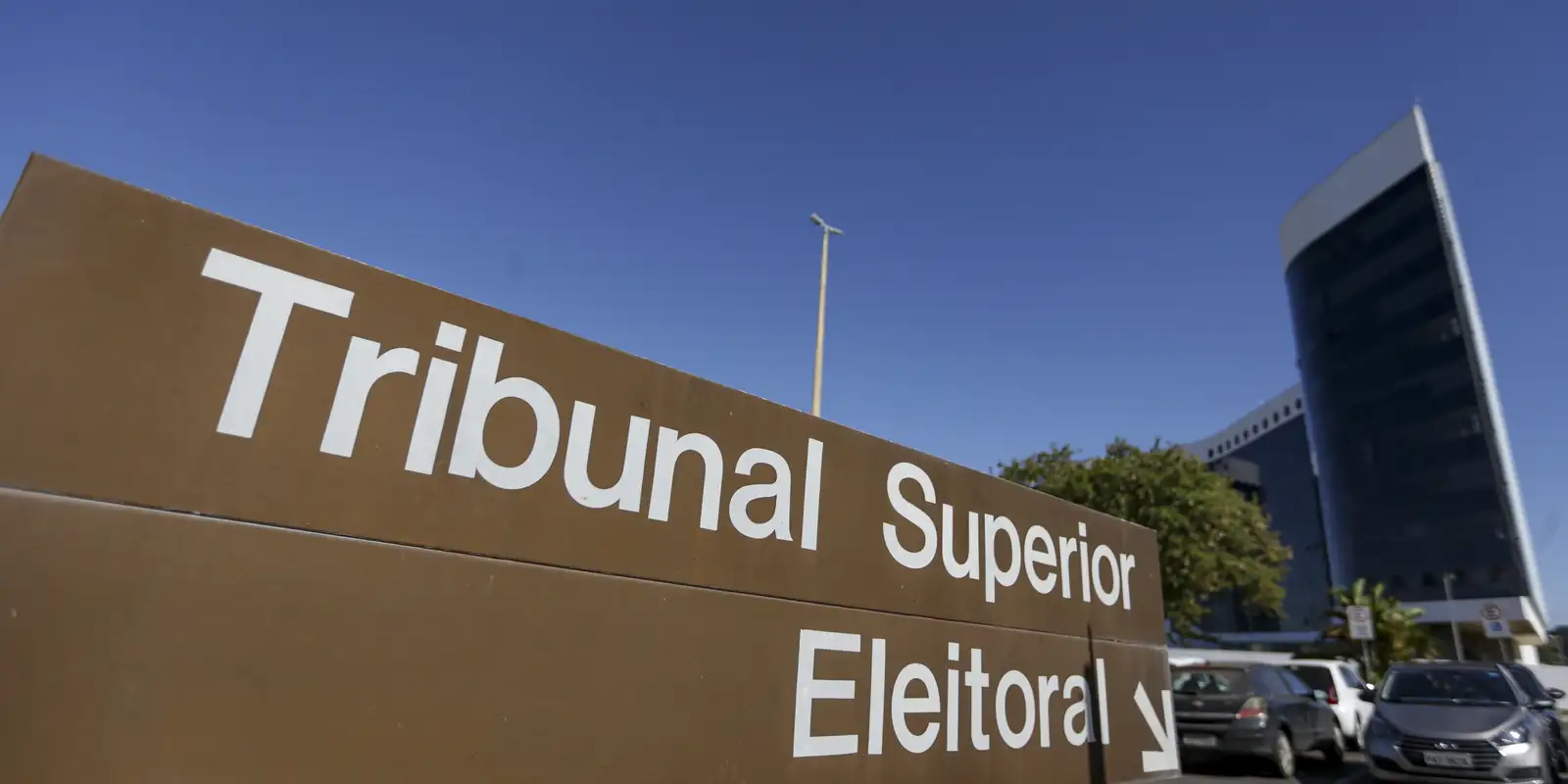 Tribunal Superior Eleitoral lança ferramenta de ChatVote com inteligência artificial