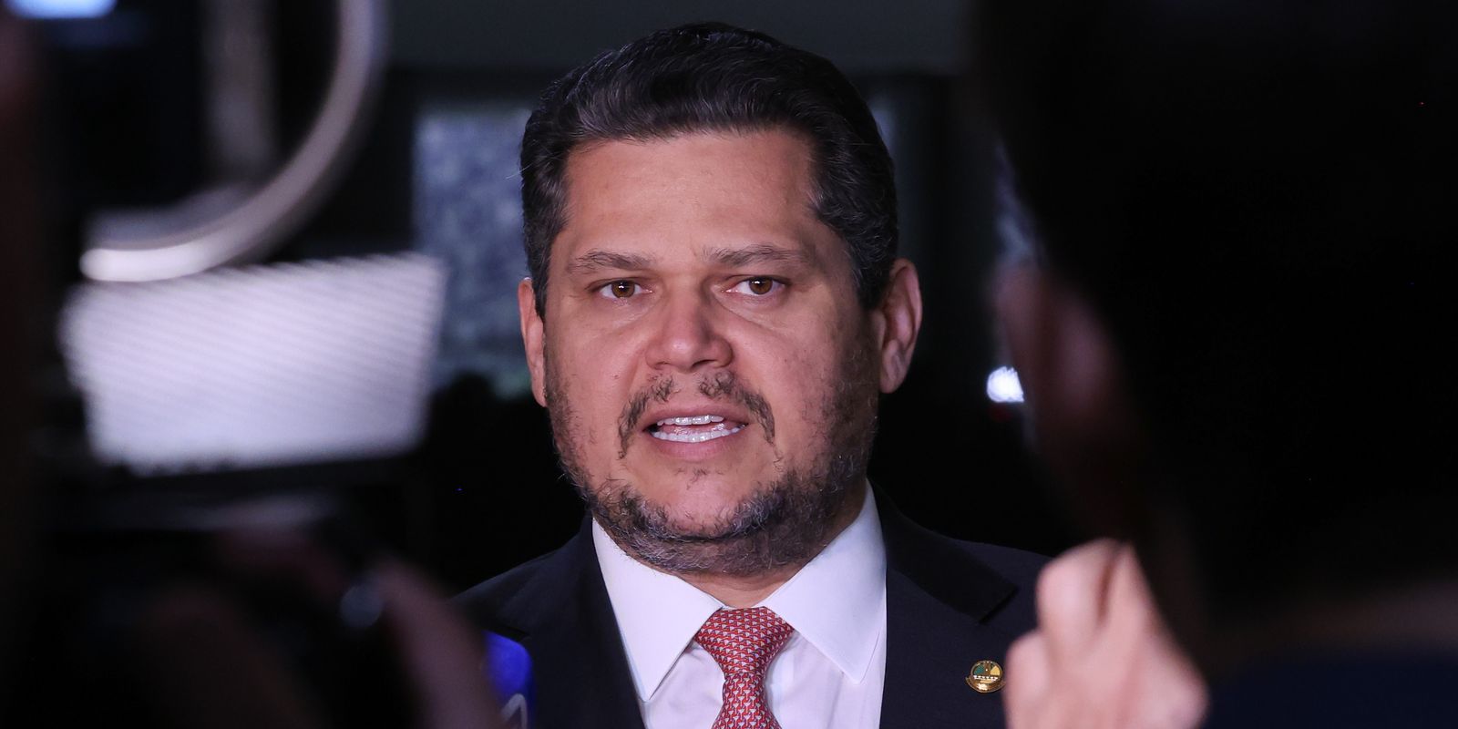 Alcolumbre pauta votação da PEC da Segurança Pública para terça-feira