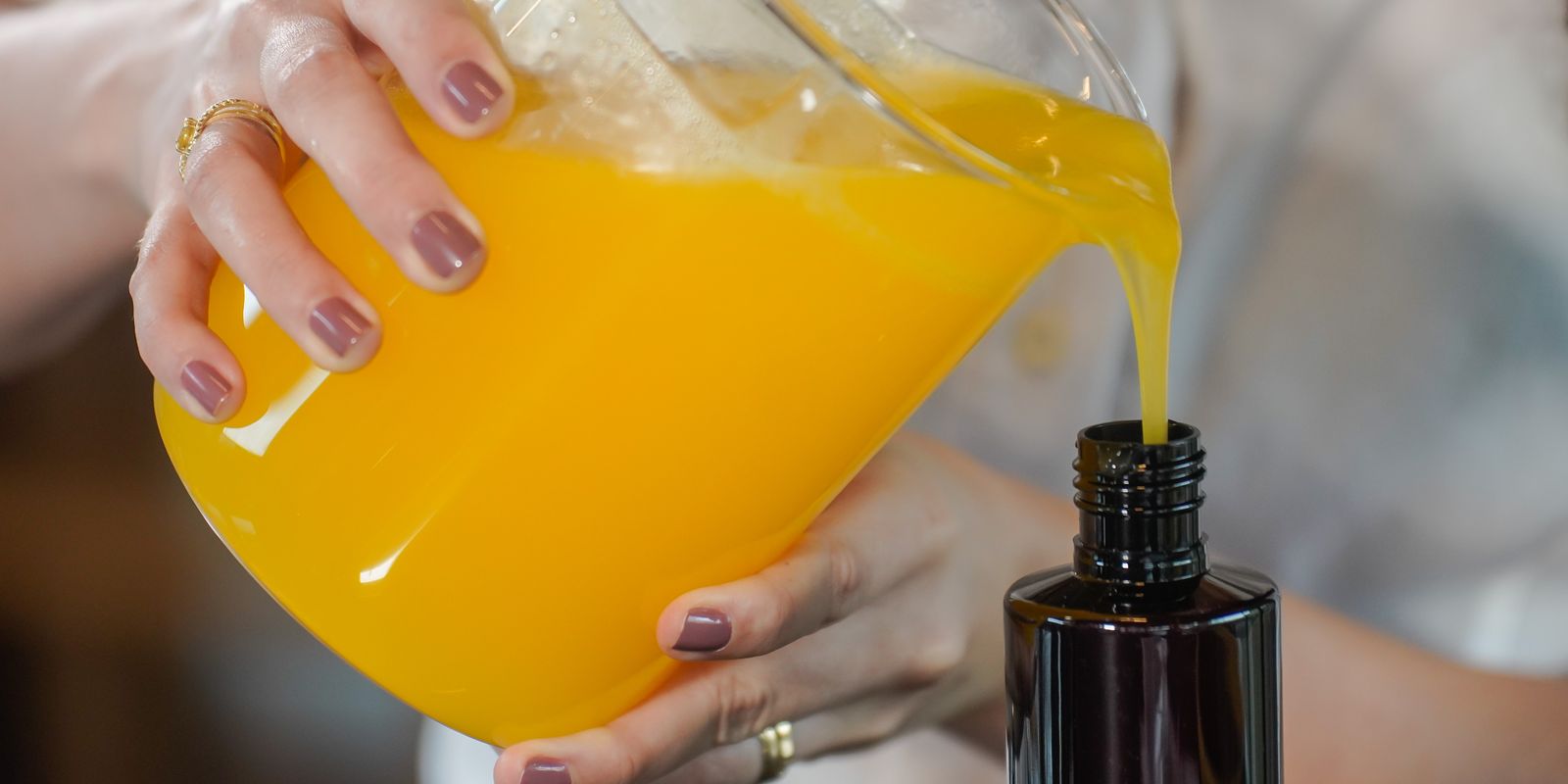 Anvisa divulga lista e regras para produção de cosméticos artesanais