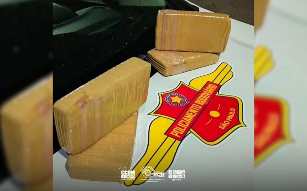 Cocaína é encontrada em poltrona de ônibus durante abordagem da PM Rodoviária