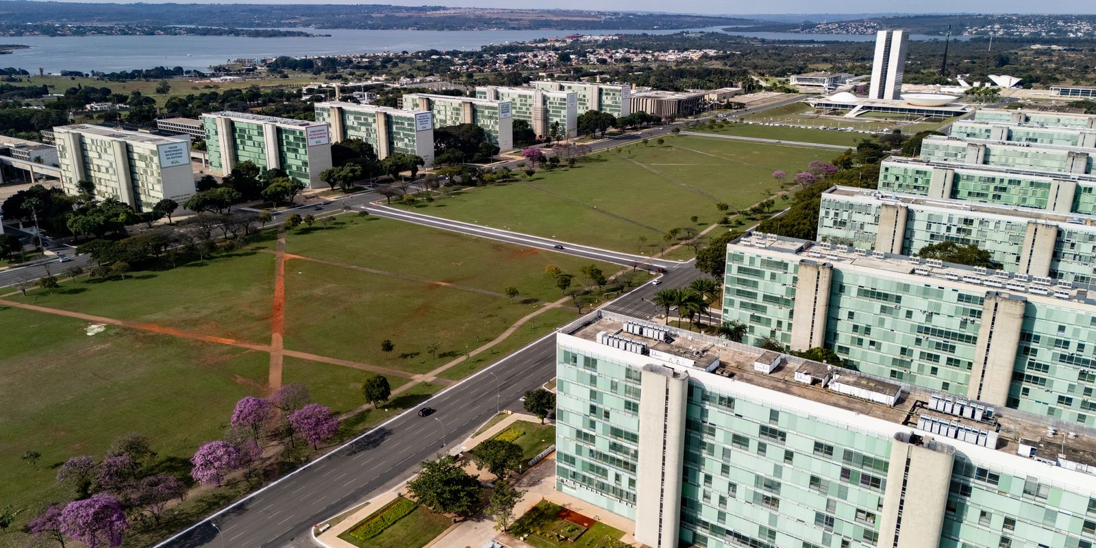 Ponto facultativo do servidor público é transferido para a sexta-feira