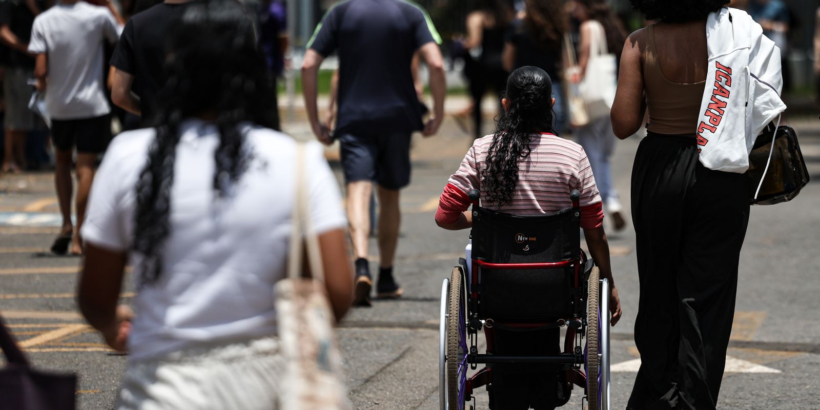 Prazo para escolher idioma no Enem 2026 encerra neste domingo
