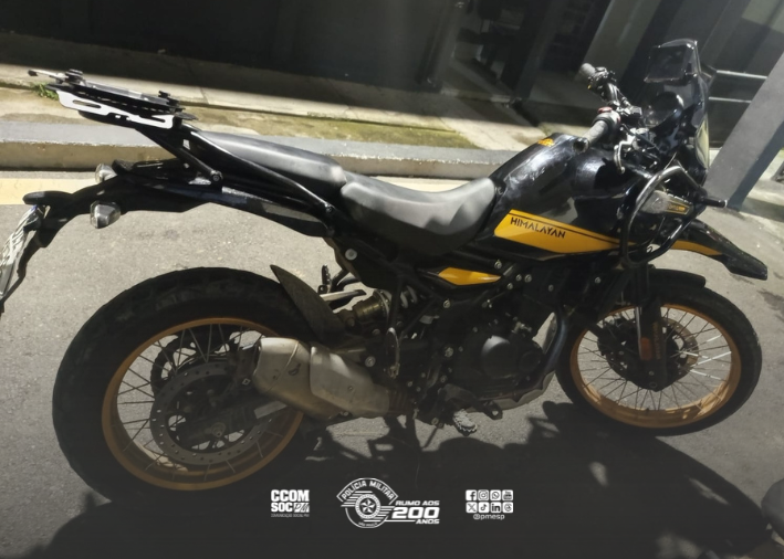 Motocicleta furtada é recuperada e homem é preso em Itaquaquecetuba