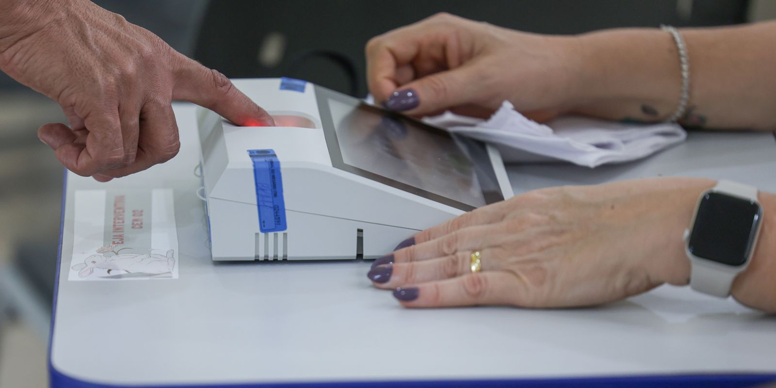 Eleitores de seis cidades aprovam mudança em plebiscito municipal