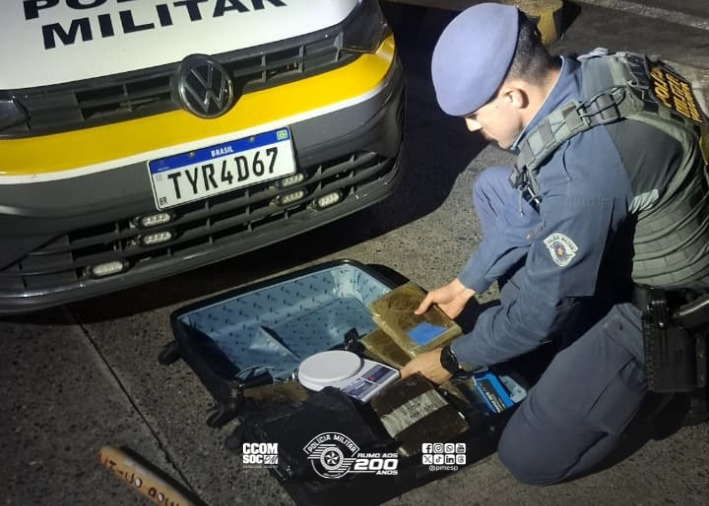 Polícia Rodoviária prende casal com 12,5 kg de haxixe e captura foragido por roubo em Itupeva