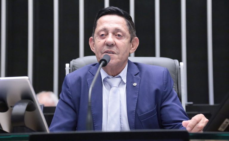 Projeto propõe recuperação judicial simplificada para pequenas empresas