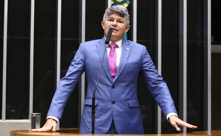 Projeto de lei facilita crédito rural e desburocratiza o agronegócio