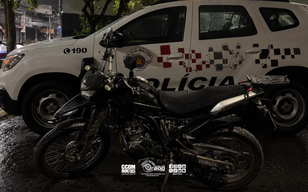 Rastreamento de moto furtada leva PM a prender criminoso em flagrante em Itaquaquecetuba