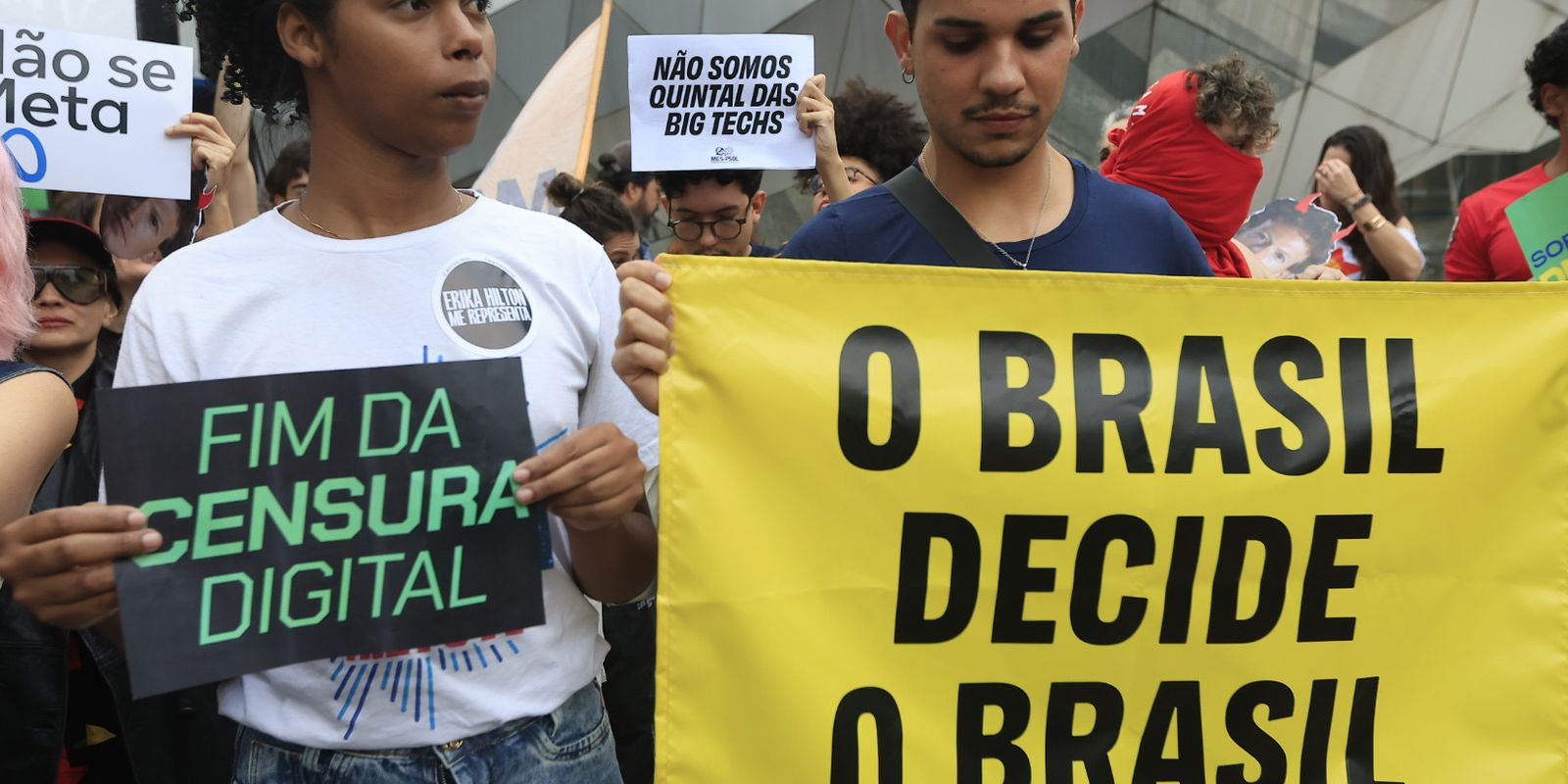 Sociedade civil entrega ao TSE nota de alerta sobre censura nas redes sociais