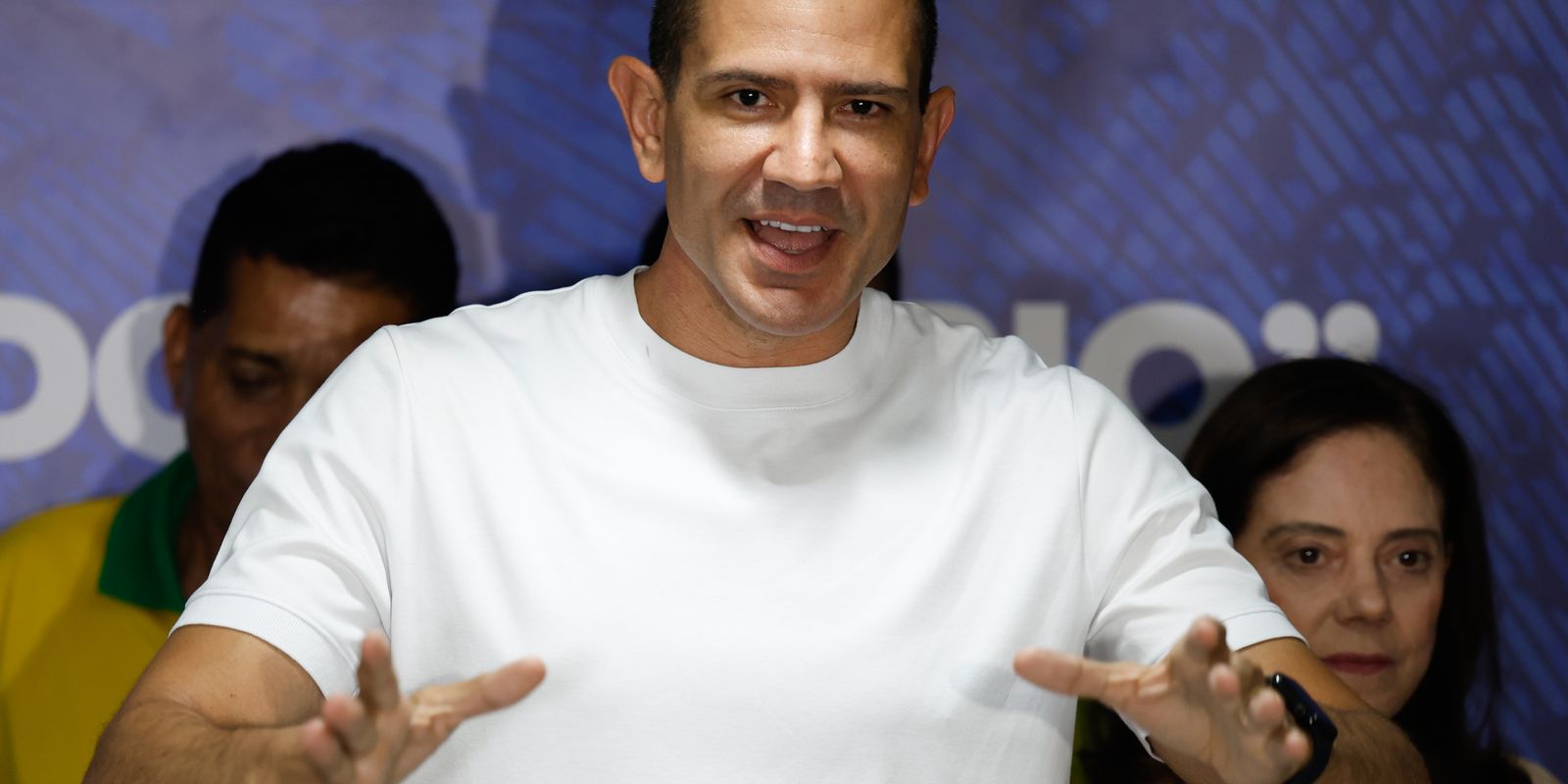 Douglas Ruas é proclamado eleito para o governo do Rio pelo TRE-RJ