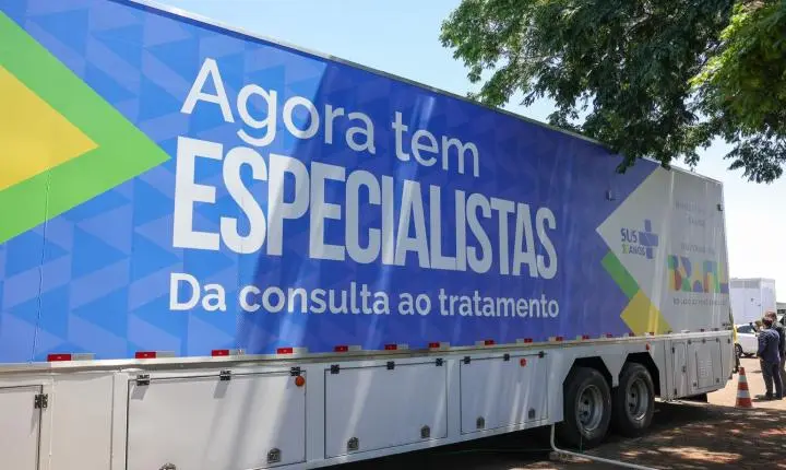Ministério da Saúde lança nova carreta de saúde da mulher em Manguinhos