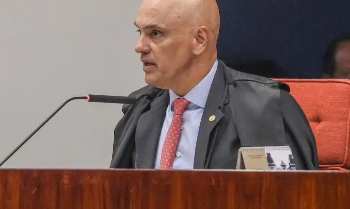 Alexandre de Moraes refuta alegações sobre uso de jatos de banqueiro