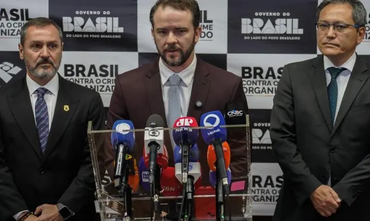 Brasil e Estados Unidos firmam pacto para combater tráfico de armas e drogas