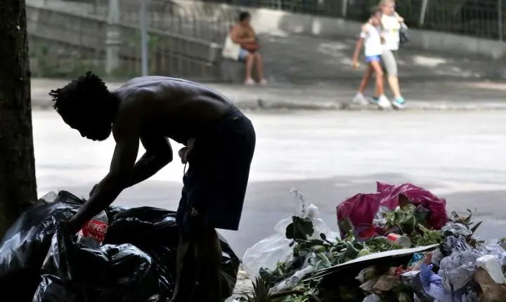 Mais de 150 mil agressões contra população em situação de rua no Brasil em uma década