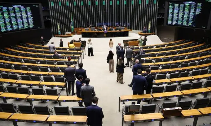 Câmara dos Deputados aprova seis medidas provisórias com quase R$ 1,1 bilhão em créditos extras