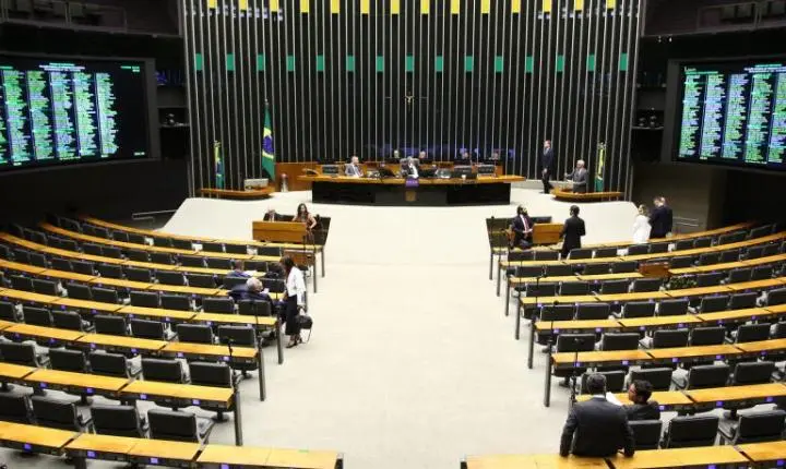 Câmara dos Deputados debate projeto que amplia limite do microempreendedor individual
