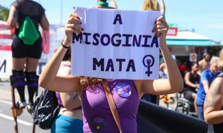 Pesquisa revela que violência política de gênero afeta a maioria das vereadoras nas câmaras