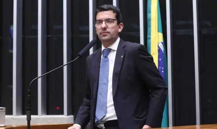 Câmara rejeita projeto de resolução bancária para socorrer instituições