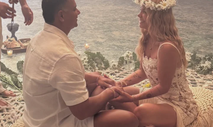 Carla Perez e Xanddy celebram 25 anos de casados: “Quero envelhecer ao seu lado”