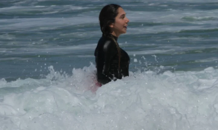 Carol Portaluppi relata susto e alerta após quase se afogar: 