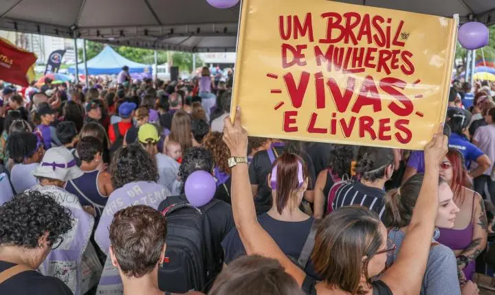 Violência política de gênero cresce drasticamente no Brasil em quatro anos
