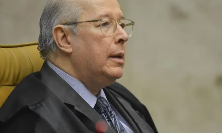 Celso de Mello afirma que Senado incorreu em erro institucional severo