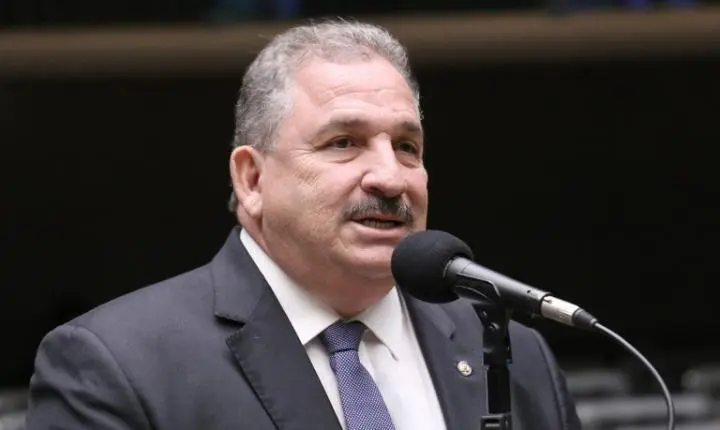 Comissão da Câmara dos Deputados autoriza governos a custear água e luz para feiras