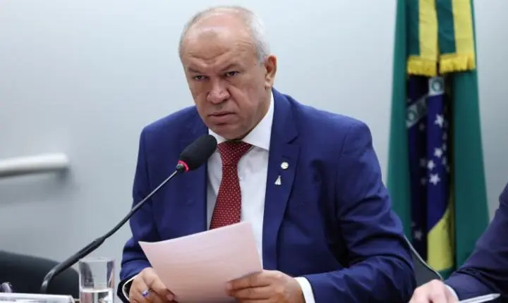 Aprovada cota de 15% no Minha Casa, Minha Vida para famílias com renda de até R$ 1,8 mil