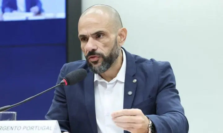 Câmara aprova prioridade de recursos para combater crimes financeiros virtuais