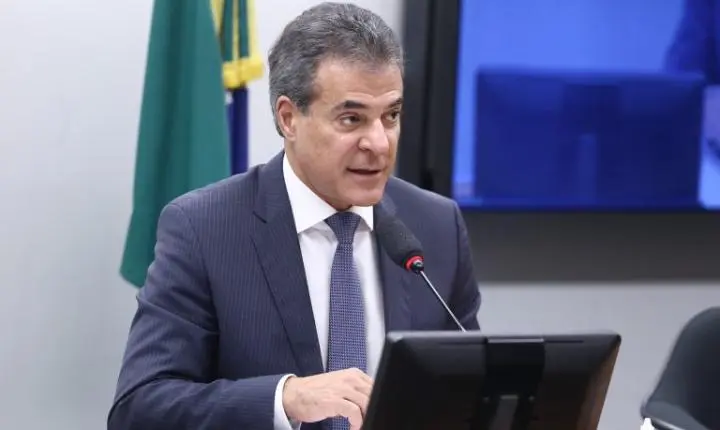 Comissão aprova aceleração de desconto de máquinas novas em impostos