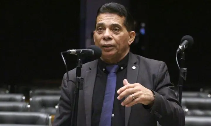 Comissão aprova projeto que expande embarque armado para agentes de segurança pública em voos
