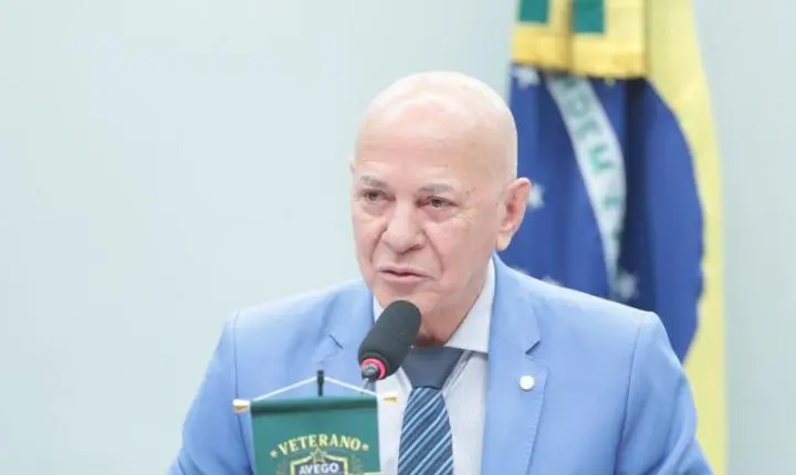 Comissão da Câmara aprova projeto de lei para incentivar idosos no ensino superior