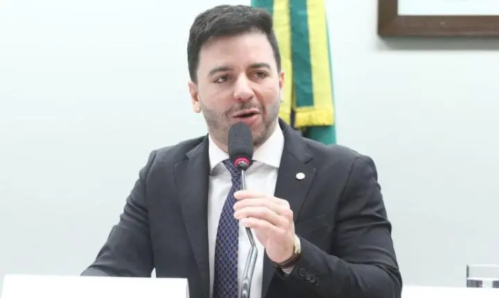 Projeto de lei que obriga poluidor a ressarcir cofres públicos é aprovado em comissão