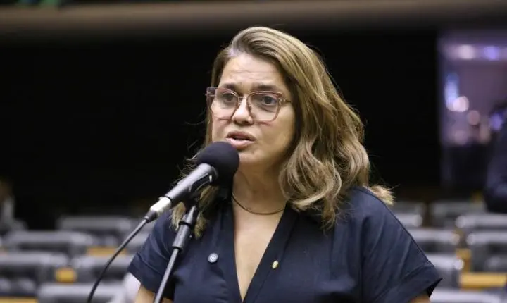 Câmara aprova veto à propaganda com apelo sexual em eventos esportivos para proteger crianças