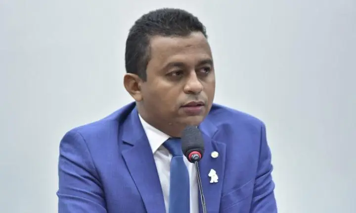 Comissão aprova provas adaptadas para estudantes com autismo ou déficit de atenção