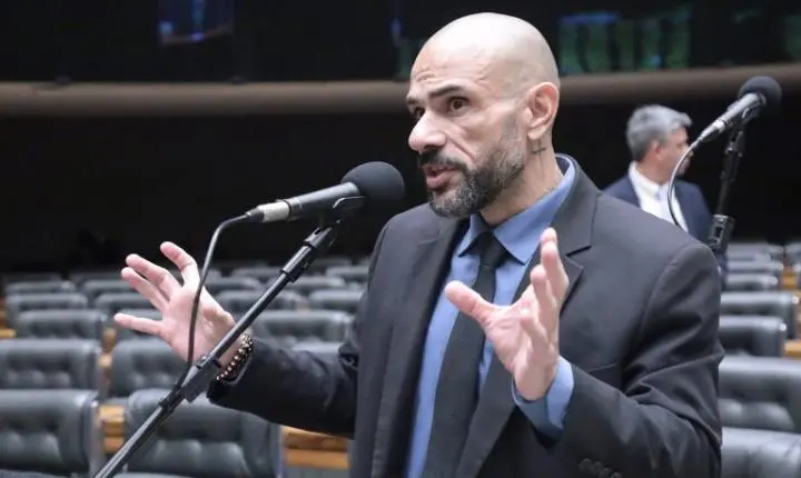 Comissão aprova novas regras para reforçar a segurança de motoristas de aplicativo